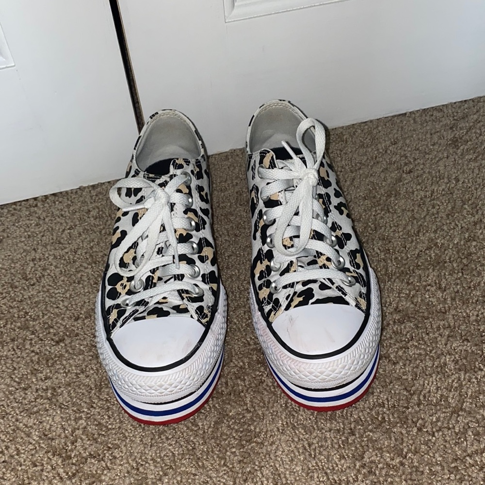 Converse platform sneakers; size US 6.5